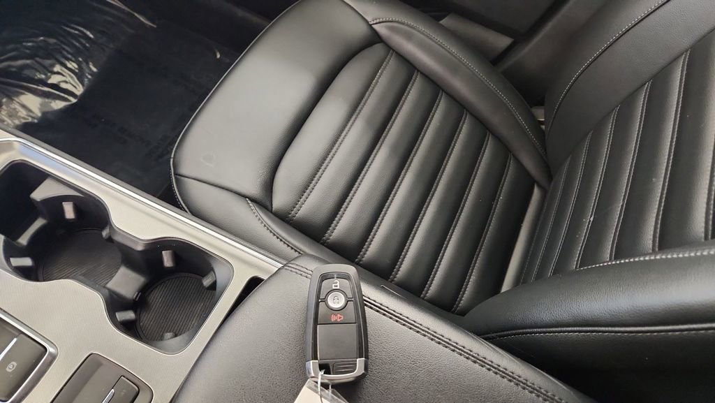 Used 2022 Ford Edge SEL image 20