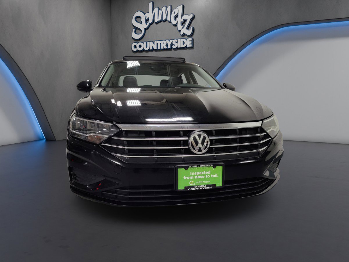 Used 2021 Volkswagen Jetta SE w/ SE Cold Weather Package image 3