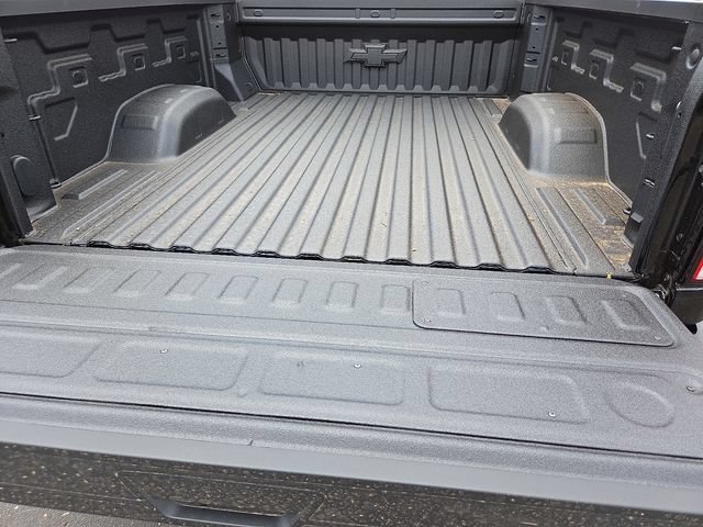 New 2026 Chevrolet Silverado 2500 High Country w/ Midnight Edition AWD/4WD image 7