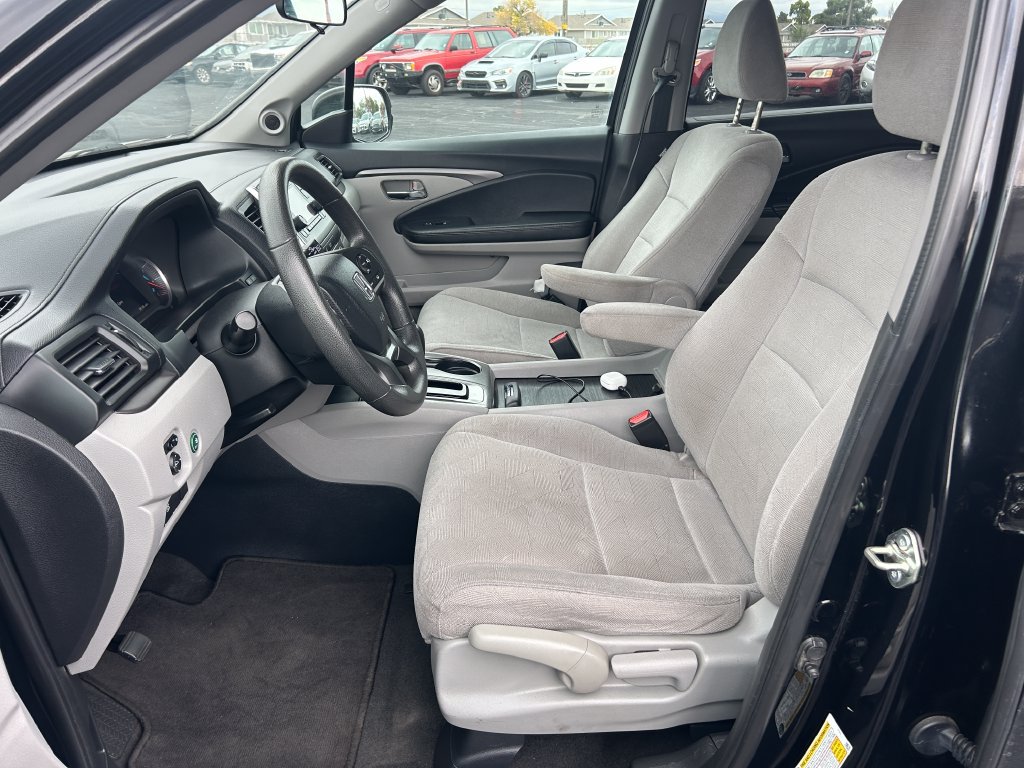 Used 2020 Honda Pilot LX image 24