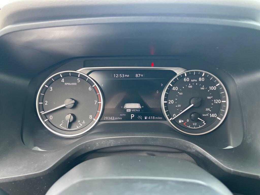 Used 2025 Nissan Rogue SV AWD/4WD image 19