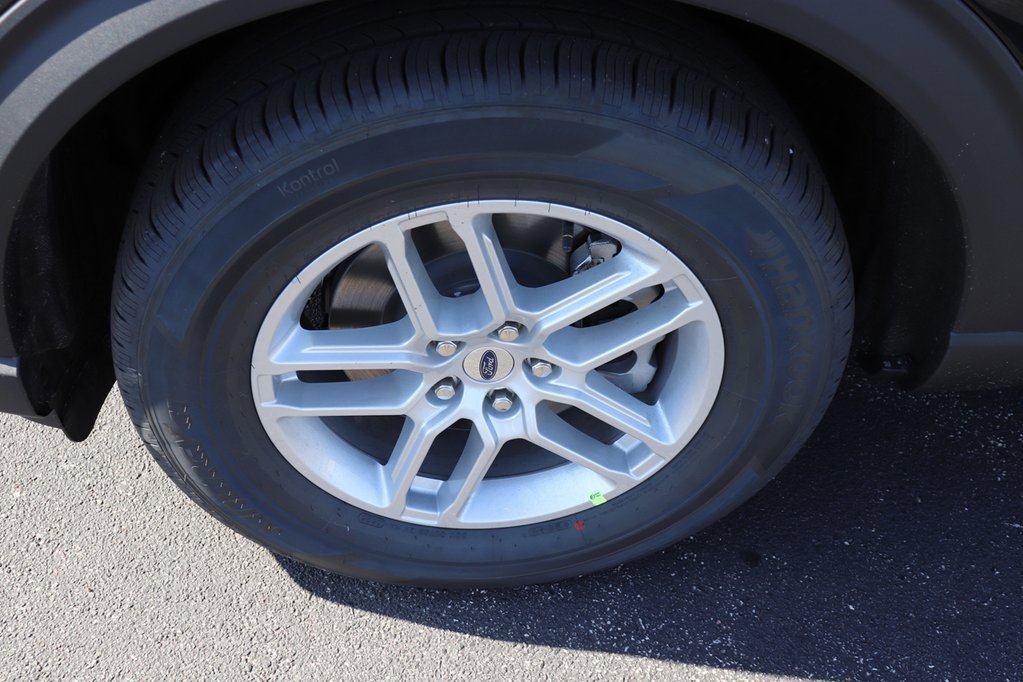 New 2026 Ford Explorer Active image 8