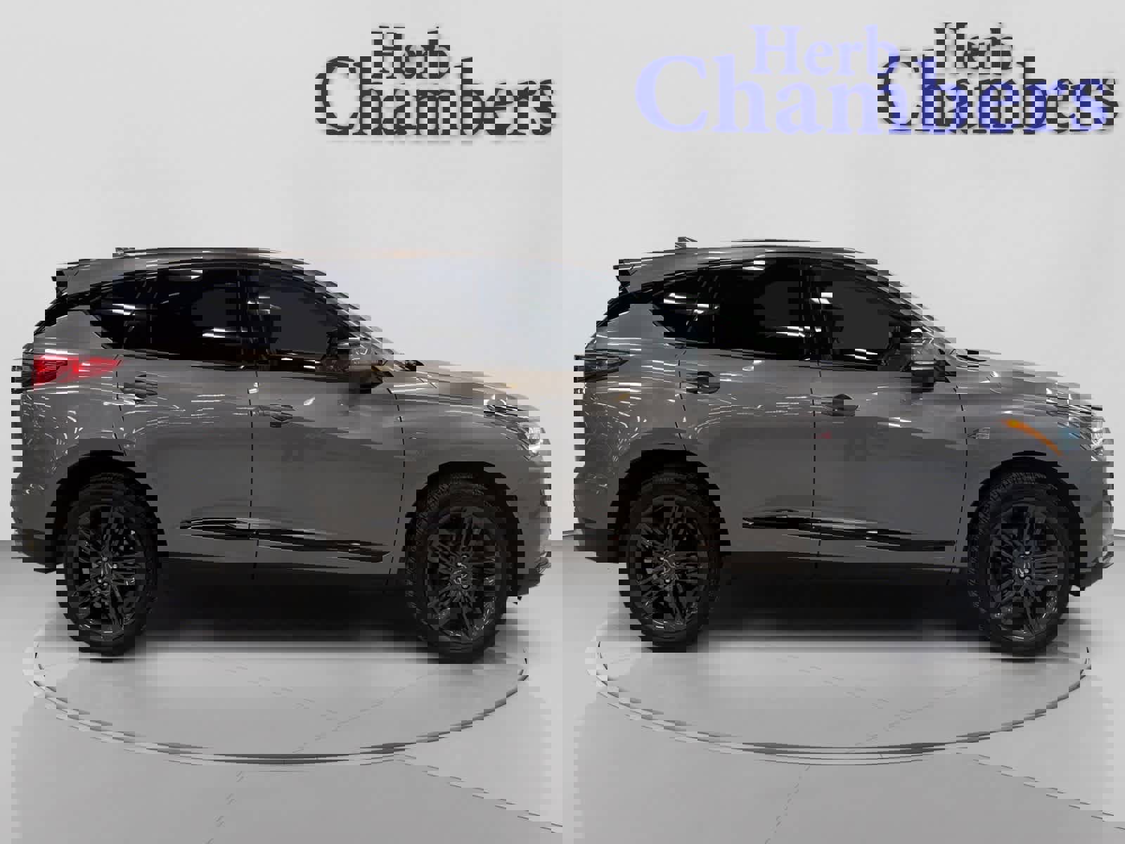 Used 2022 Acura RDX A-Spec image 2