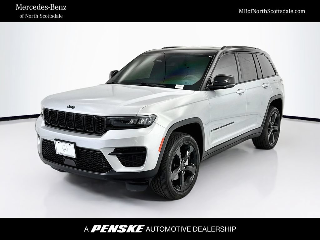 Used 2023 Jeep Grand Cherokee Altitude