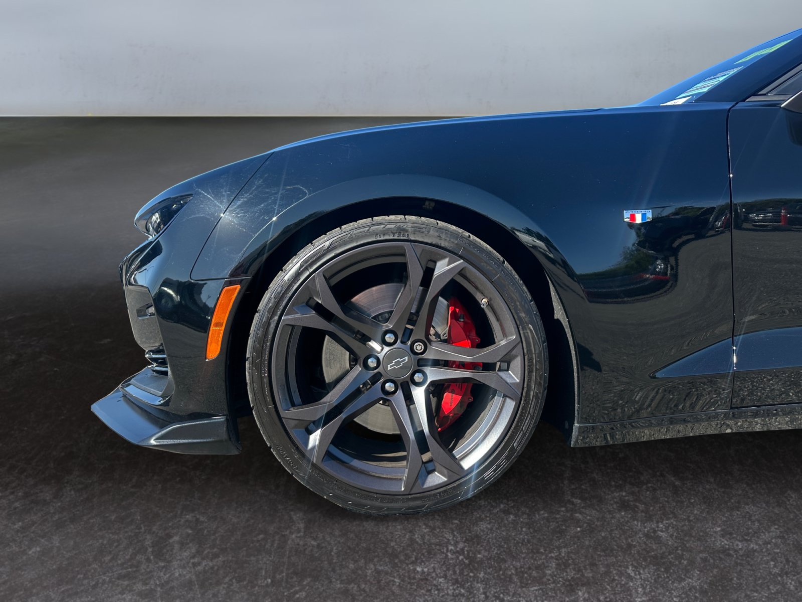 Used 2020 Chevrolet Camaro SS RWD image 14