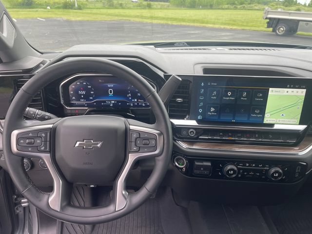 Used 2024 Chevrolet Silverado 1500 RST AWD/4WD image 13