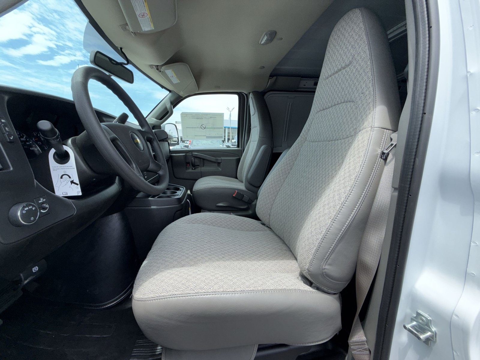 New 2026 Chevrolet Express 3500 Extended RWD image 13