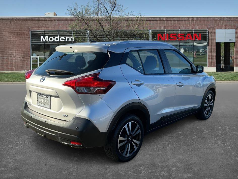 Used 2020 Nissan Kicks SV image 4