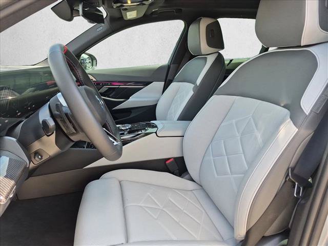 New 2026 BMW i5 M60 w/ Executive Package AWD/4WD image 4