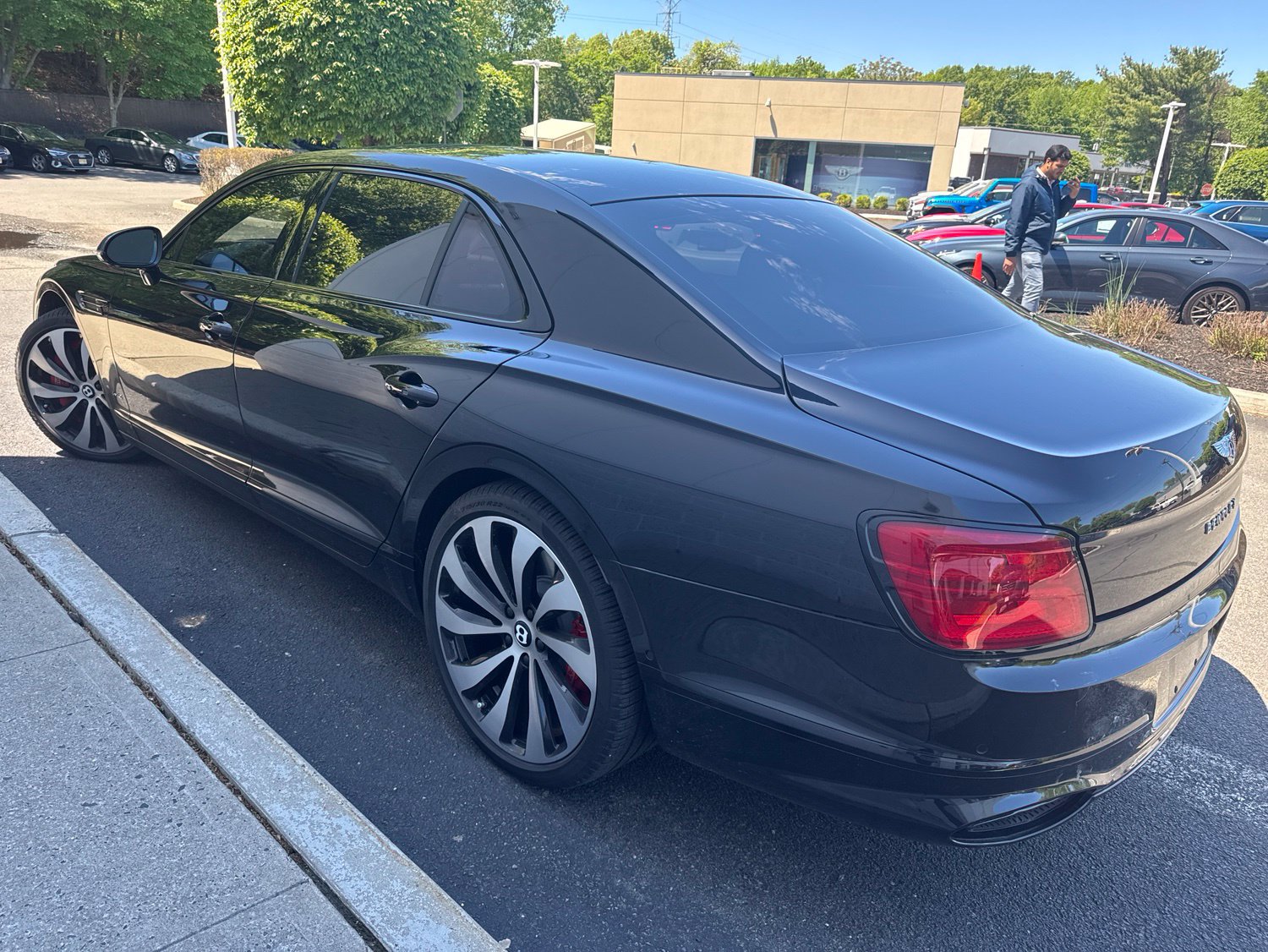 Used 2022 Bentley Flying Spur W12 AWD/4WD image 3