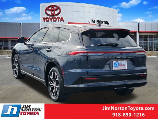 Used 2026 Toyota Crown Signia image 9