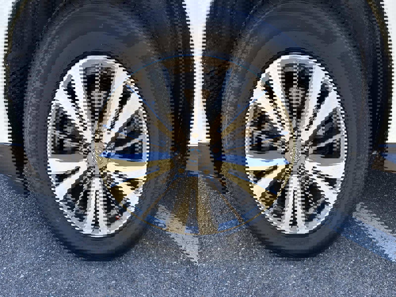 Used 2020 Nissan Pathfinder S image 10