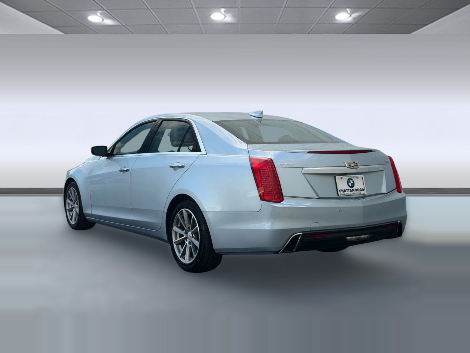 Used 2018 Cadillac CTS Luxury RWD image 3