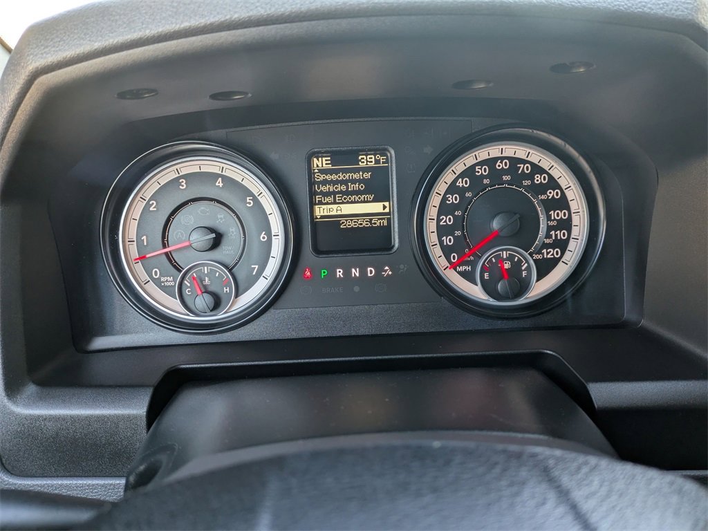 Used 2014 RAM 1500 Express image 19