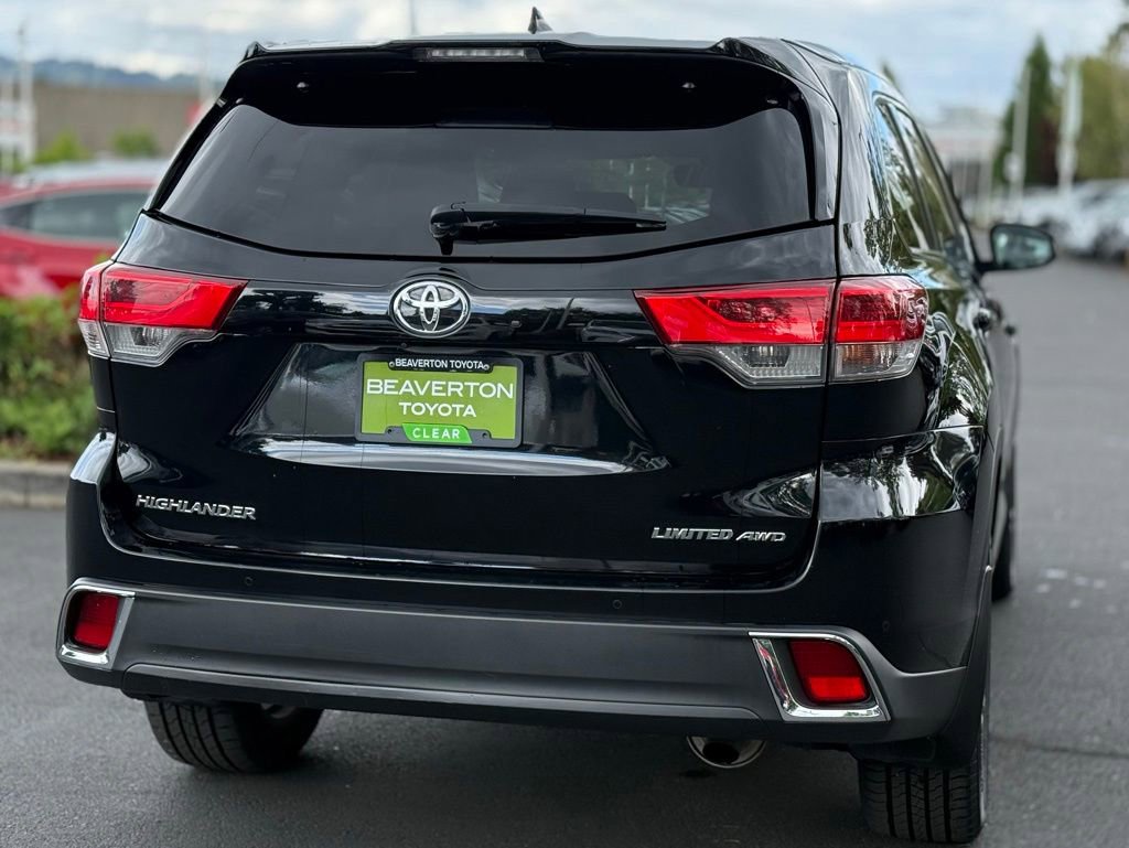 Used 2019 Toyota Highlander Limited AWD/4WD image 5