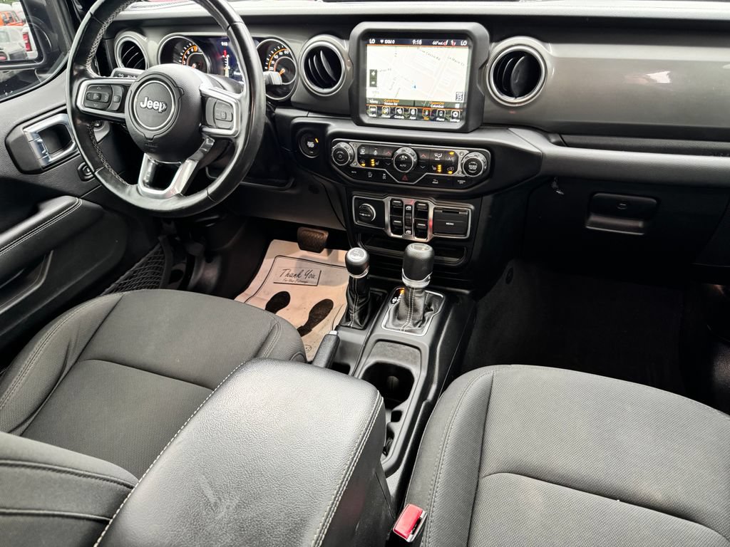 Used 2022 Jeep Gladiator Overland w/ Cold Weather Group AWD/4WD image 14