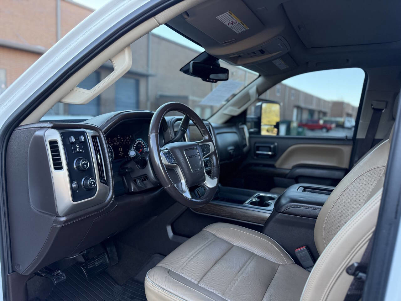 Used 2017 GMC Sierra 2500 Denali w/ Duramax Plus Package AWD/4WD image 12