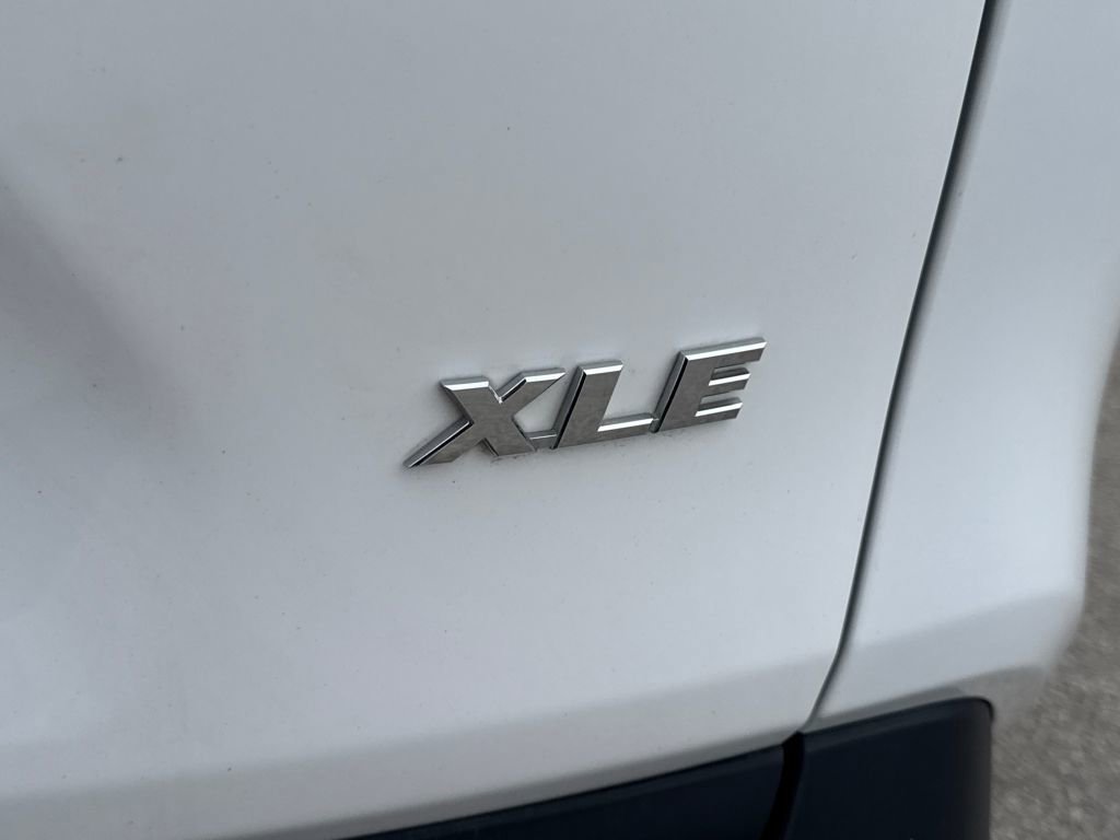Used 2024 Toyota RAV4 XLE image 6