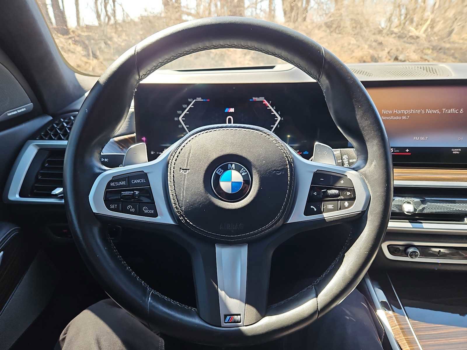 Used 2023 BMW X7 xDrive40i w/ Executive Package AWD/4WD image 21