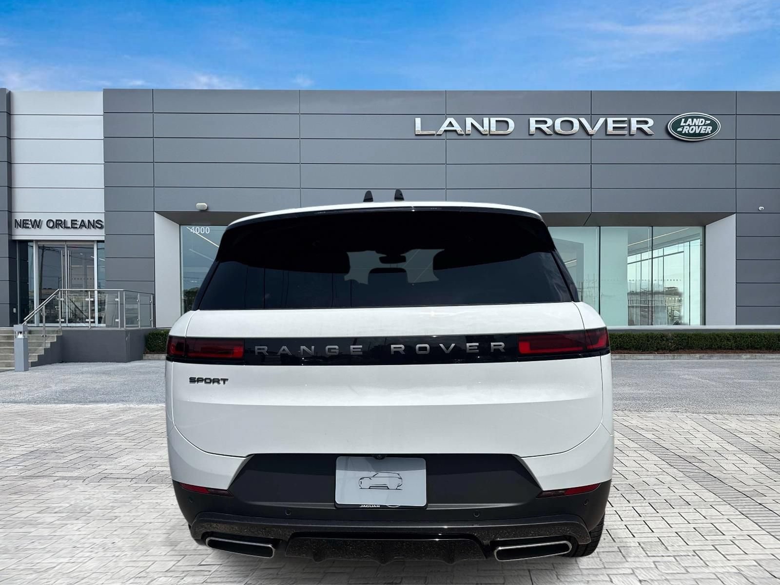 New 2026 Land Rover Range Rover Sport SE AWD/4WD image 6