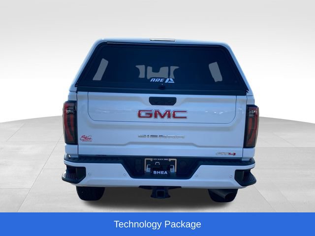 Used 2025 GMC Sierra 2500 AT4 w/ AT4 Premium Plus Package AWD/4WD image 4