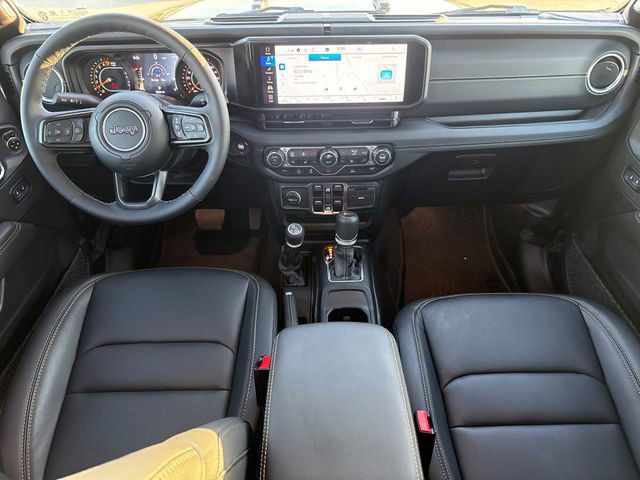 Used 2025 Jeep Gladiator Mojave AWD/4WD image 12