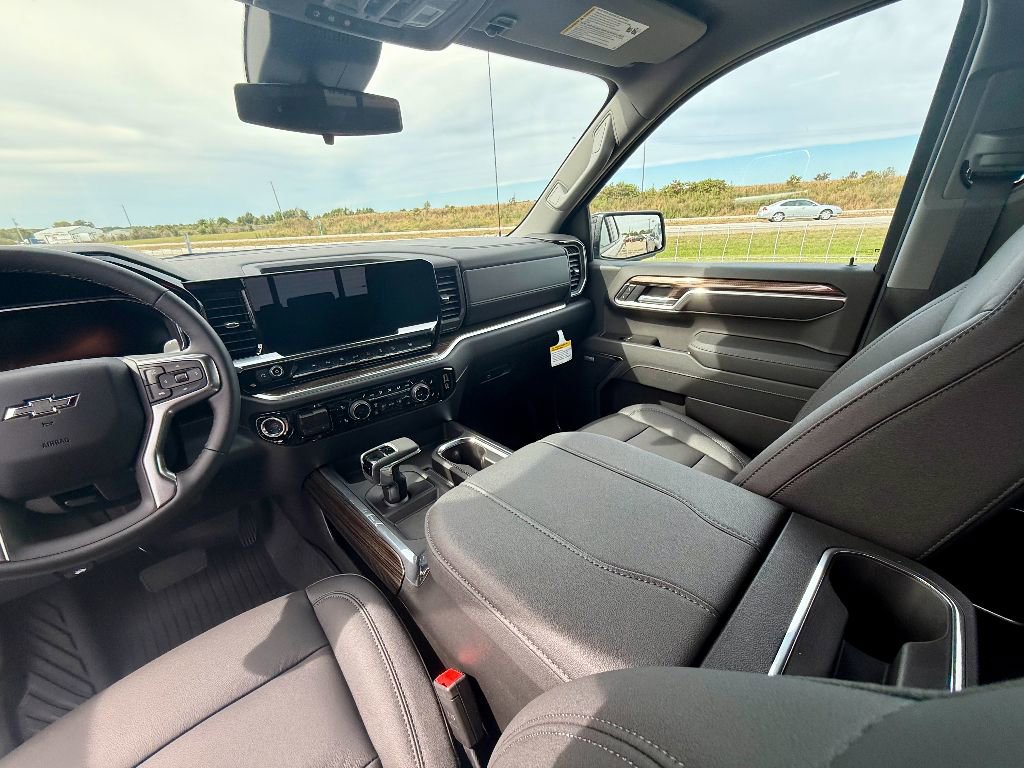 New 2026 Chevrolet Silverado 1500 RST w/ RST All Star Premium Package image 13