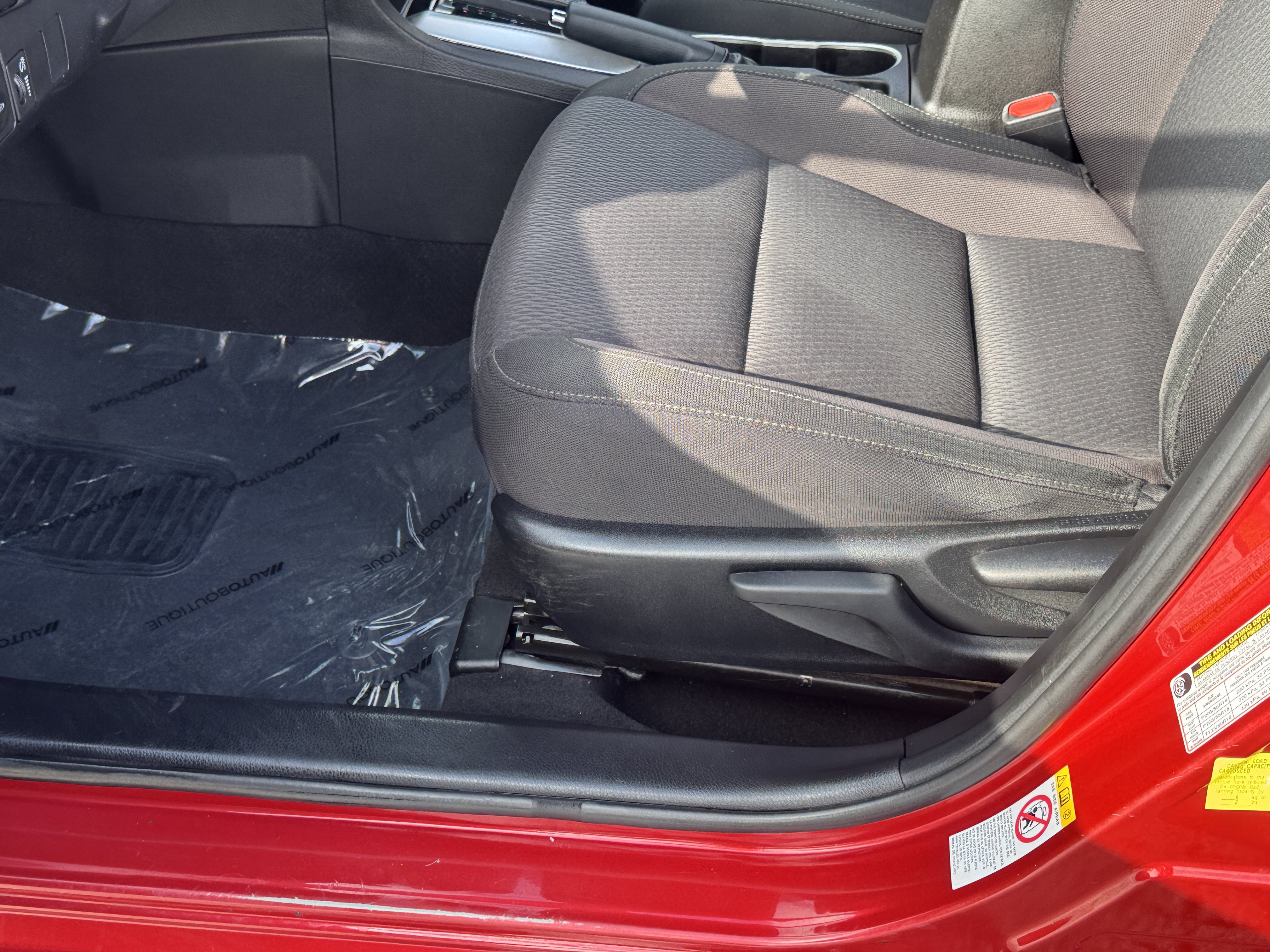 Used 2019 Toyota Corolla LE FWD image 25