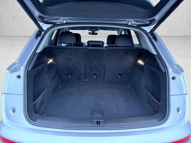 Used 2023 Audi Q5 2.0T Premium w/ Convenience Package image 7