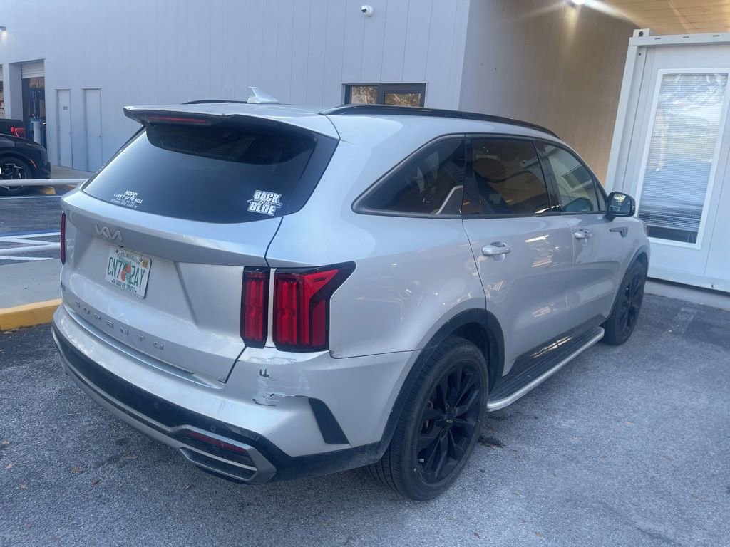 Used 2022 Kia Sorento SX image 12