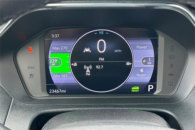 Used 2022 Chevrolet Bolt LT w/ Infotainment Package image 29