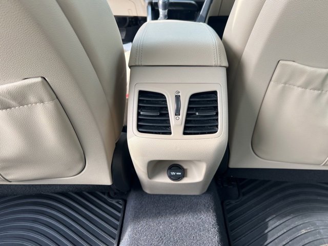 Used 2016 Hyundai Sonata Limited w/ Option Group 05 image 28