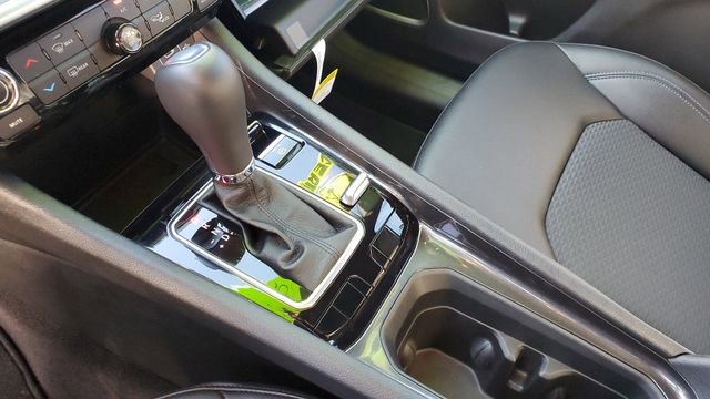 Certified 2024 Jeep Compass Latitude image 17