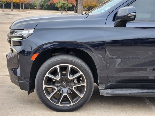 Used 2021 Chevrolet Suburban RST w/ Luxury Package image 8