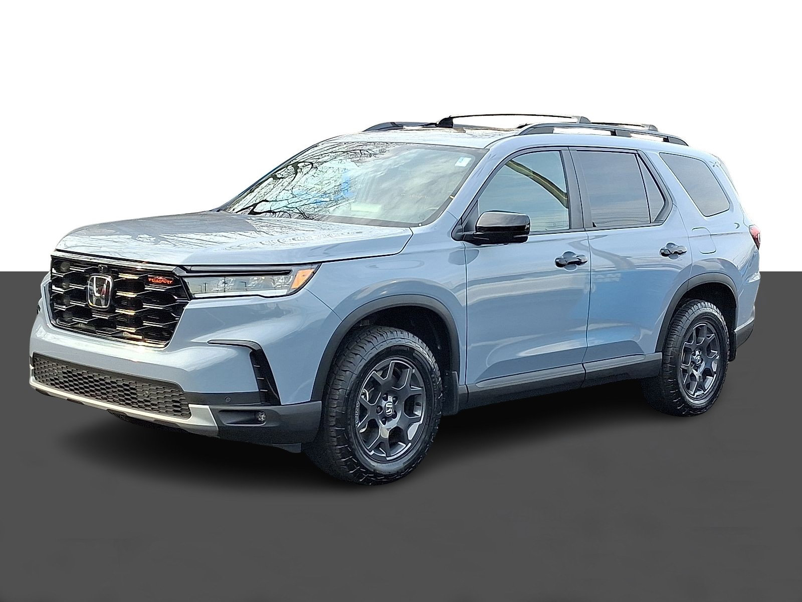 Certified 2025 Honda Pilot TrailSport image 3