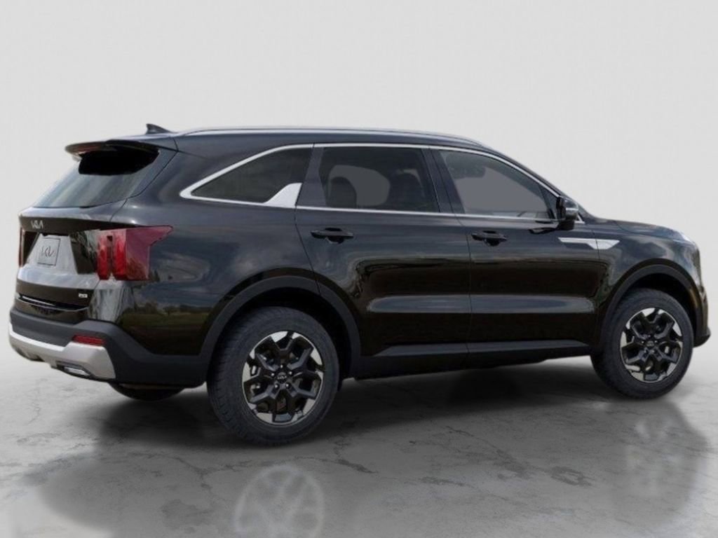 Used 2025 Kia Sorento S image 6
