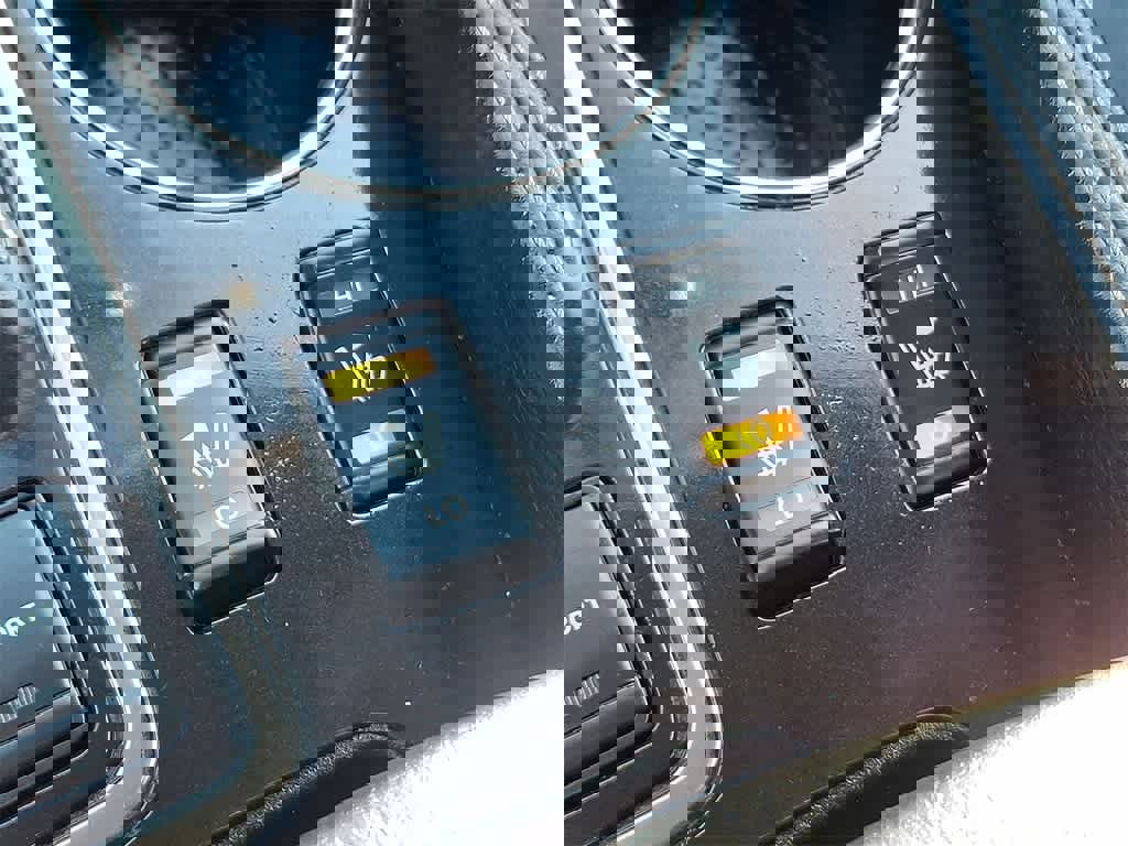 Used 2017 Nissan Maxima 3.5 SL image 19