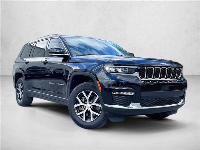 Used 2023 Jeep Grand Cherokee L Limited RWD image 12