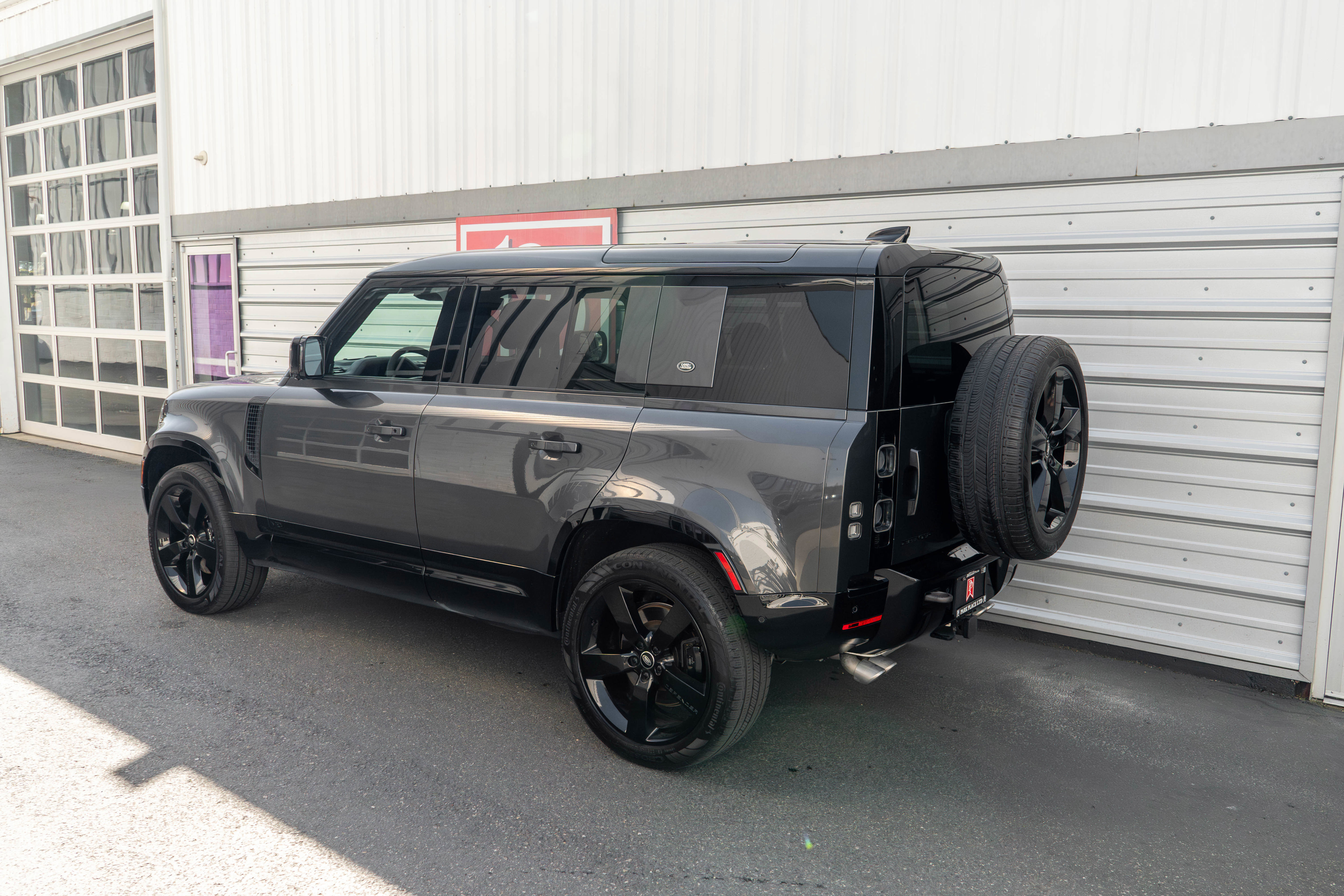 Used 2023 Land Rover Defender 110 Carpathian Edition image 35