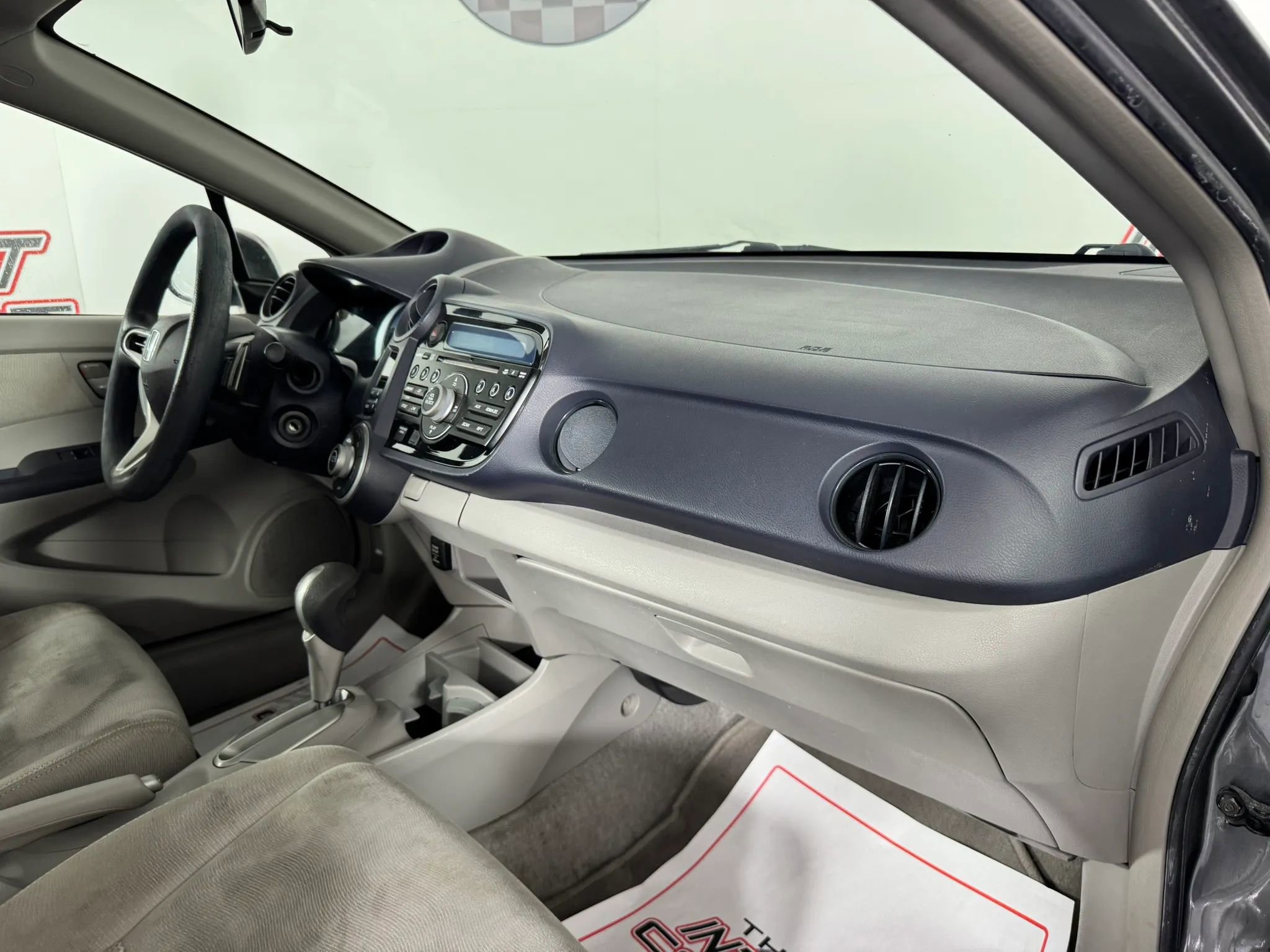 Used 2010 Honda Insight EX image 12