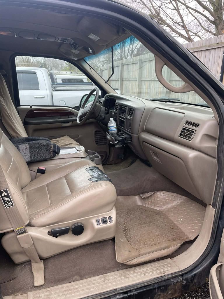 Used 2002 Ford Excursion Limited image 16