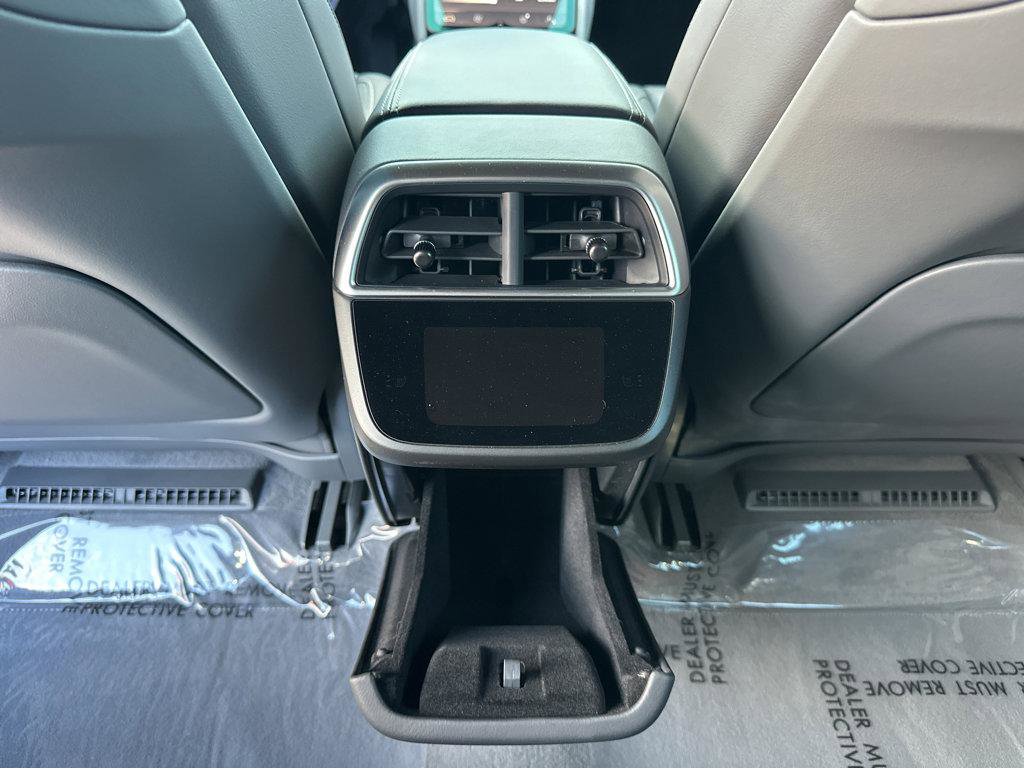 Used 2024 Lucid Air Pure image 17