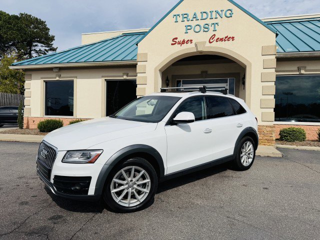 Used 2017 Audi Q5 2.0T Premium Plus w/ Technology Package image 24