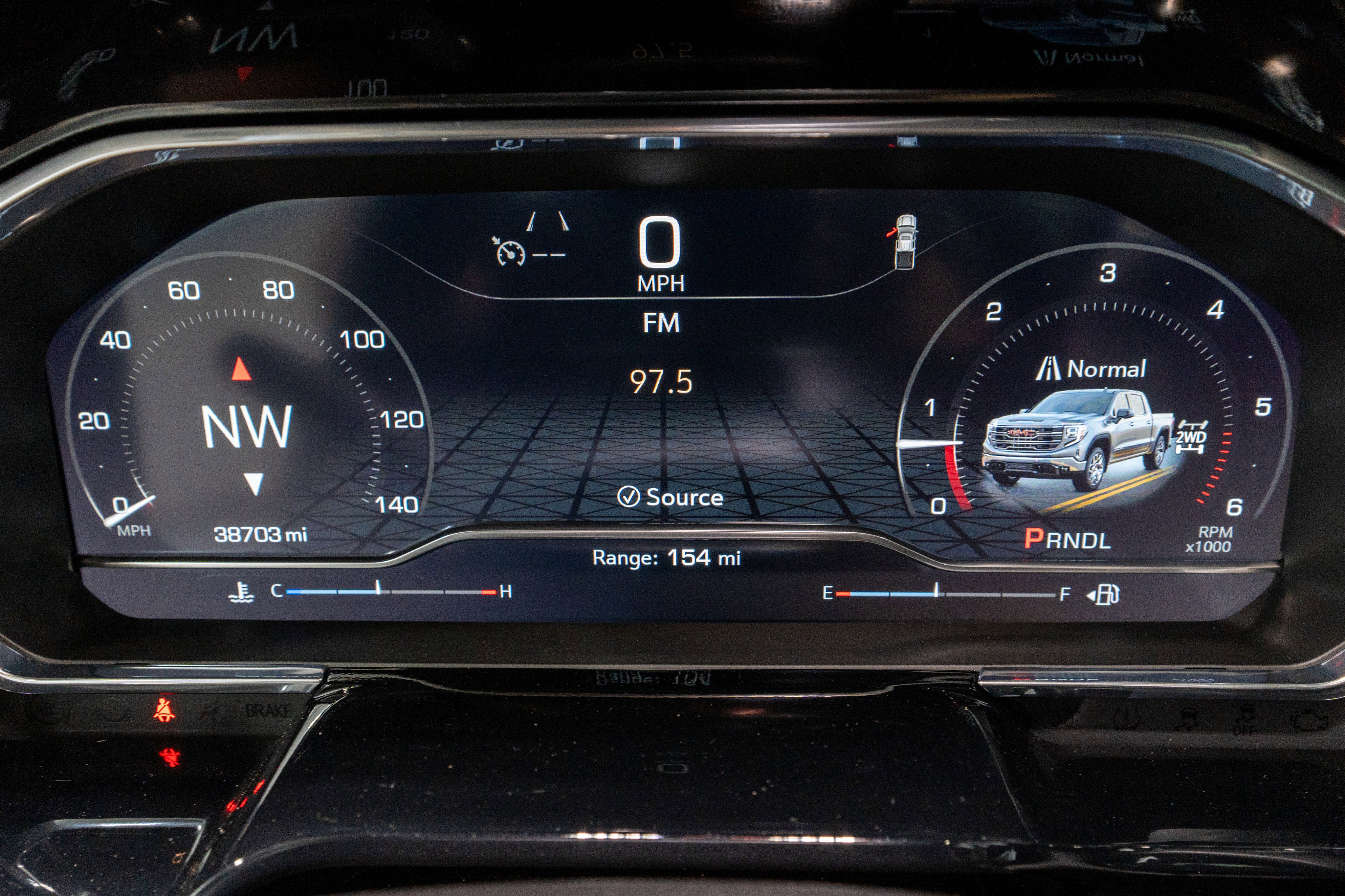 Used 2024 GMC Sierra 1500 SLE w/ Preferred Package image 23