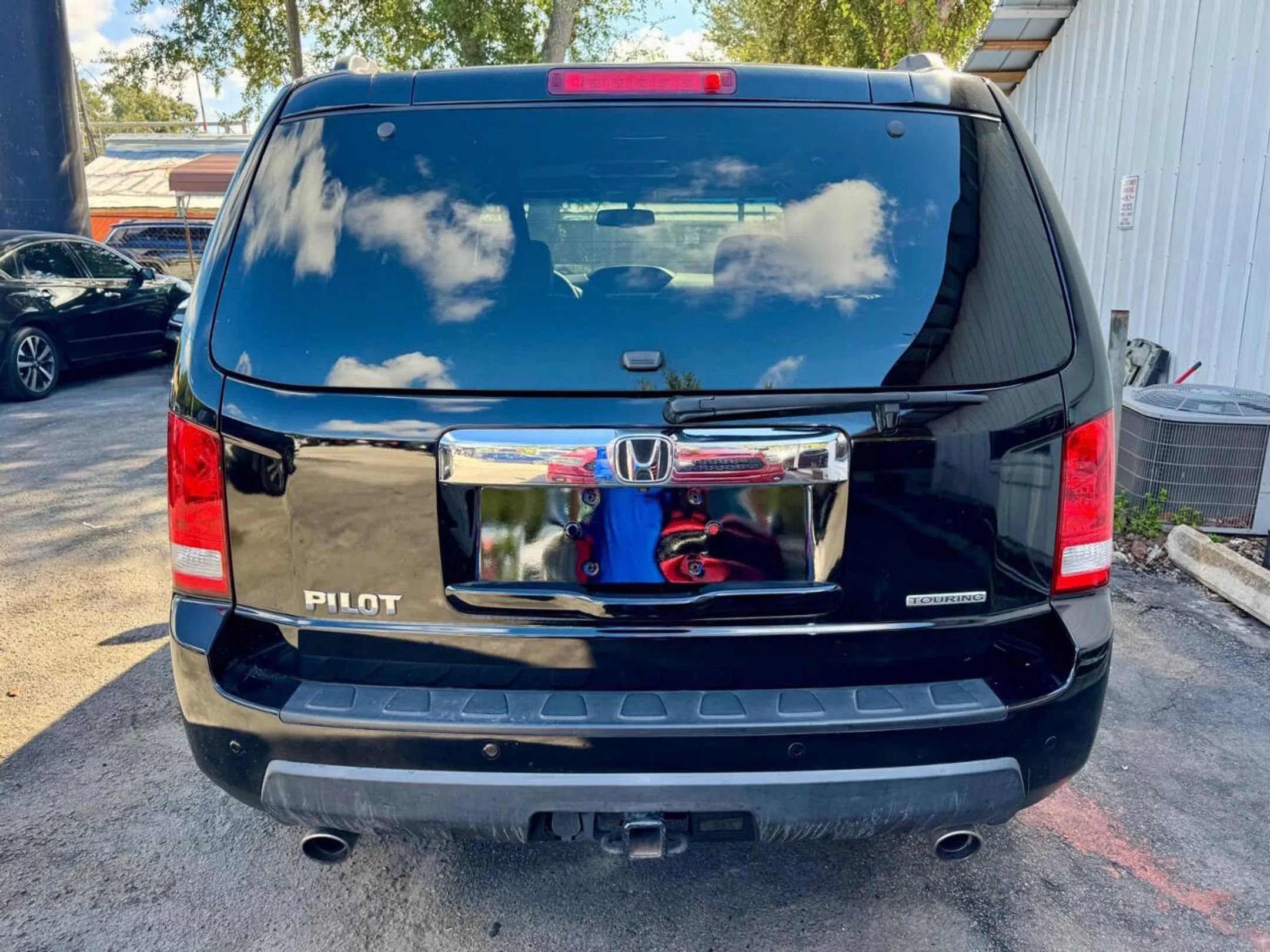 Used 2011 Honda Pilot Touring image 16