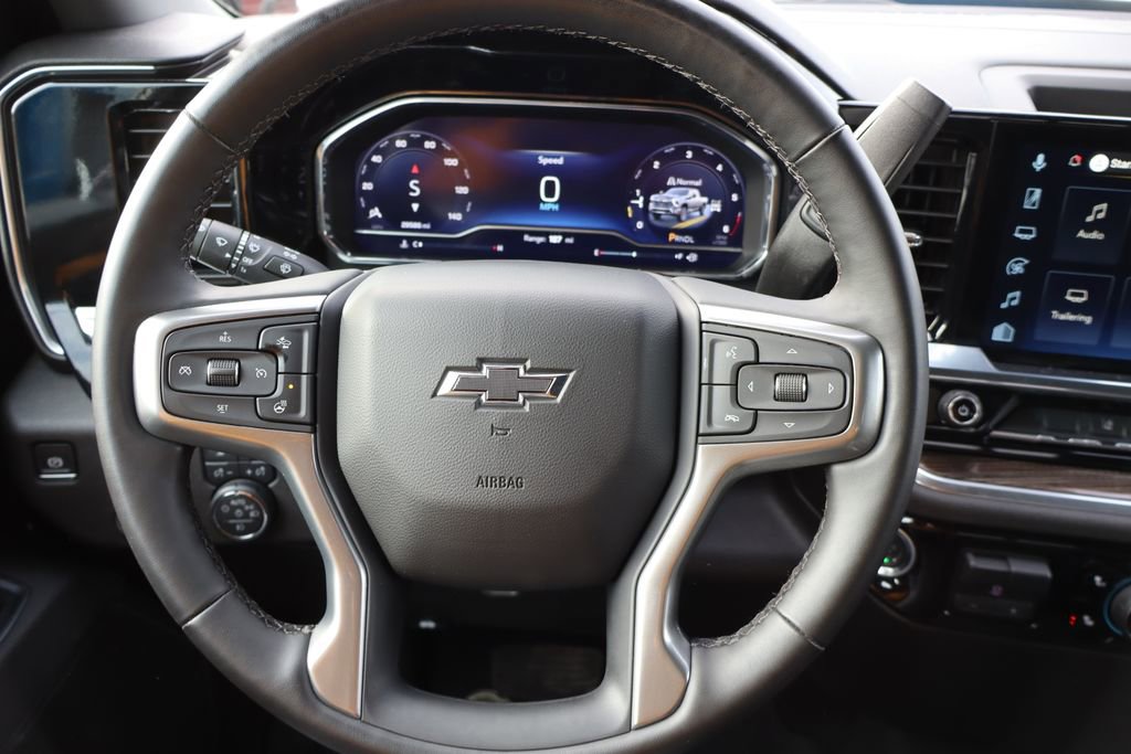 Used 2025 Chevrolet Silverado 2500 LT w/ Trail Boss Package image 6
