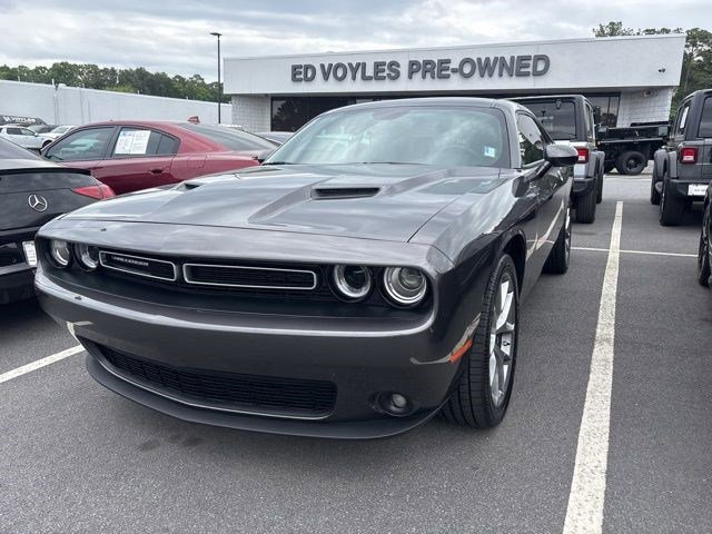 Used 2023 Dodge Challenger SXT w/ Plus Package RWD image 4