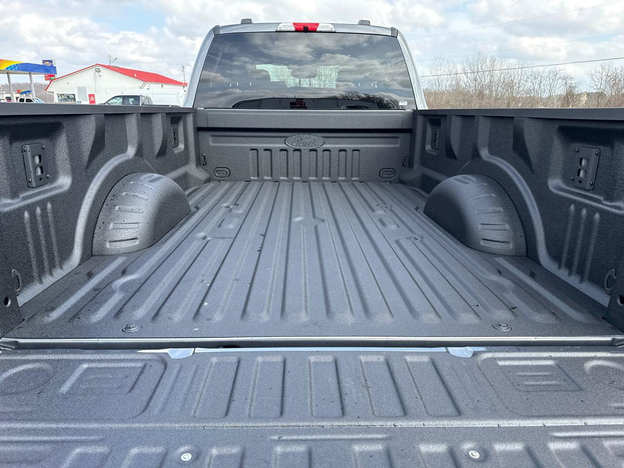 New 2026 Ford F250 XLT w/ XLT Premium Package AWD/4WD image 25