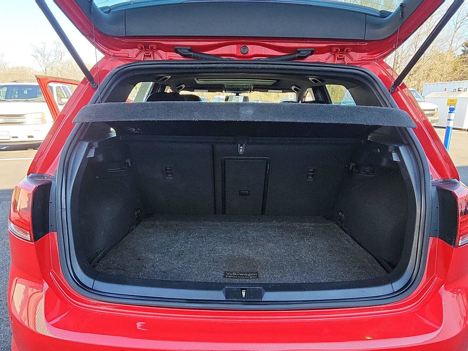 Used 2015 Volkswagen GTI SE w/ Lighting Package (SEL) image 26