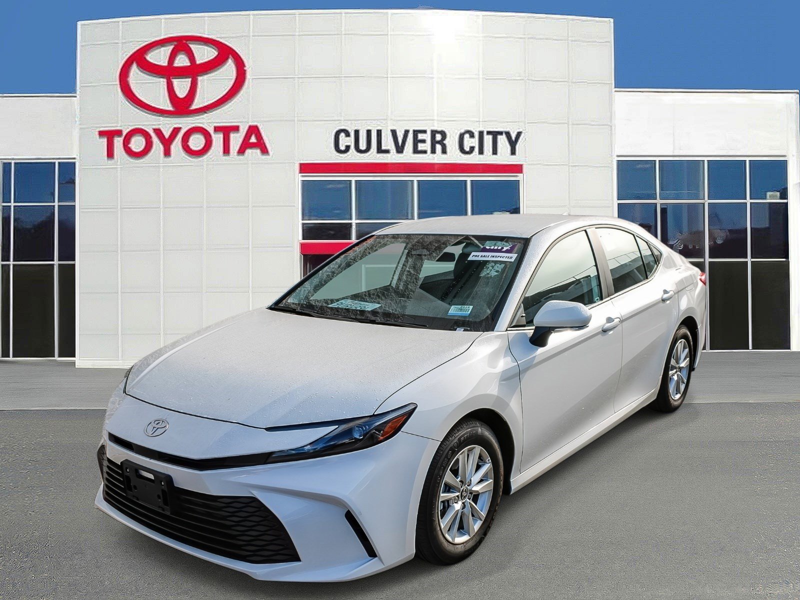 Used 2025 Toyota Camry LE